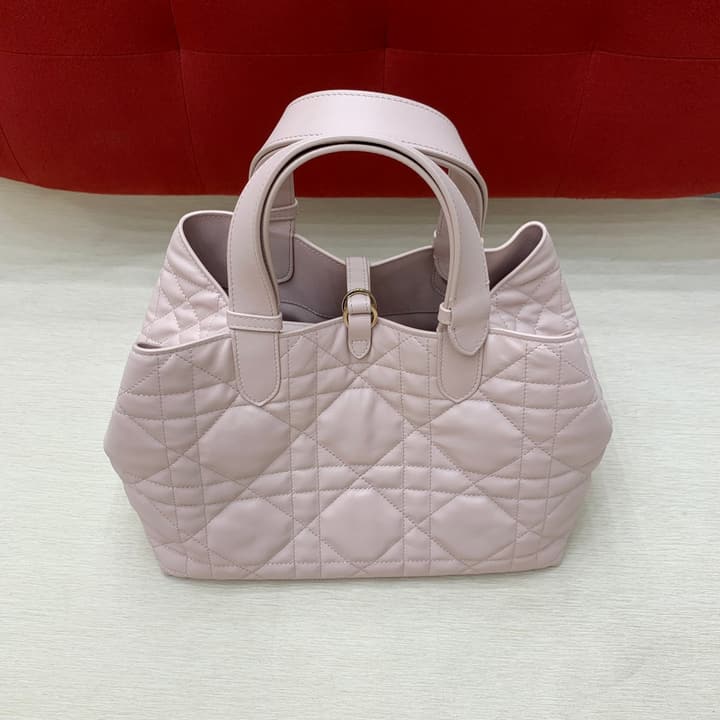 Dior C'est Dior Bucket Bag – 23FW in Cream
