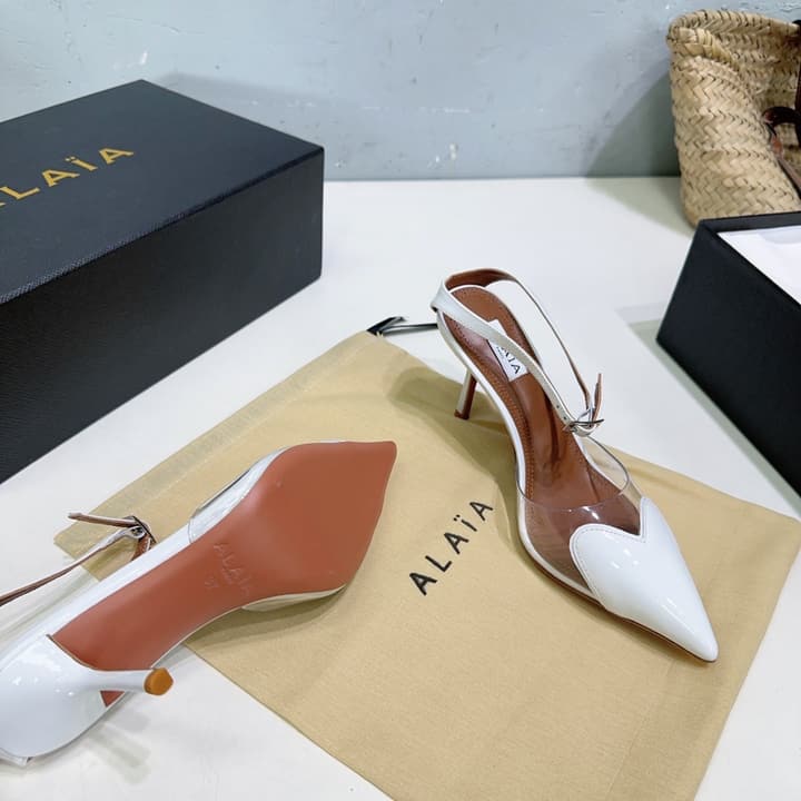 Alaïa Heart PVC Pointed Toe Slingback Mules – Spring/Summer Collection – 25SS in Black Patent Toe