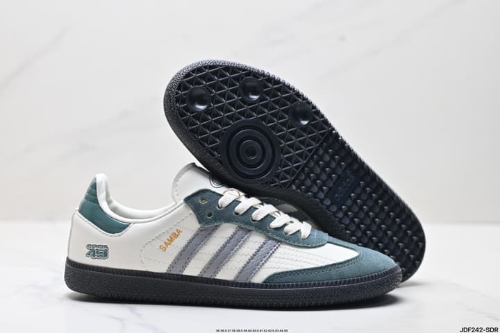 Adidas Handball Spezial Classic Retro Sneakers in Black Suede Red Stripe