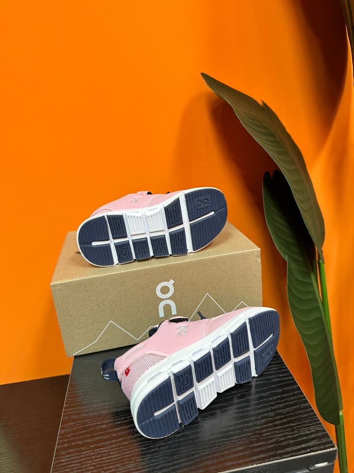 On Kids Running Sneakers – Kids Collection in Black