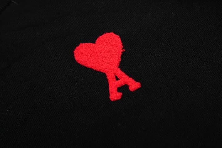 Ami Paris Classic Heart Embroidered Knit T-Shirt – 2025SS in Black