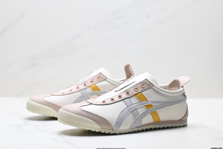 Onitsuka Tiger NIPPON MADE MEXICO 66 DELUXE Sneakers in Cream Yellow Taupe