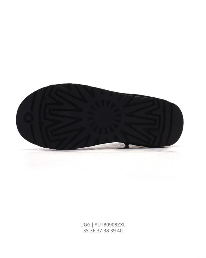 UGG Mid-Tube Plush Snow Boots – Autumn/Winter Collection in Black