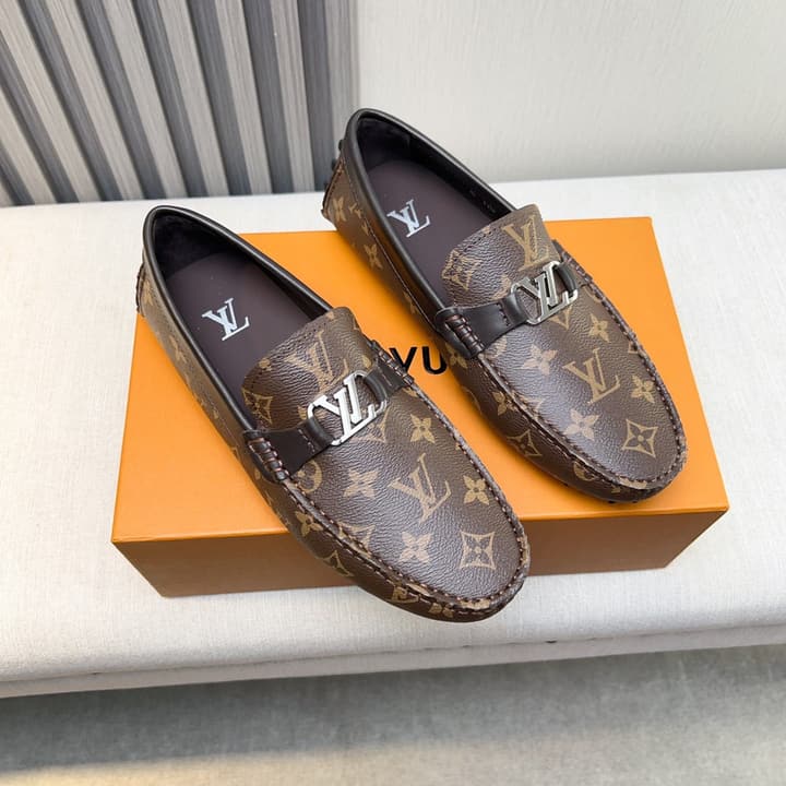 Louis Vuitton Pebbled Leather Driving Shoes in Black Smooth Leather