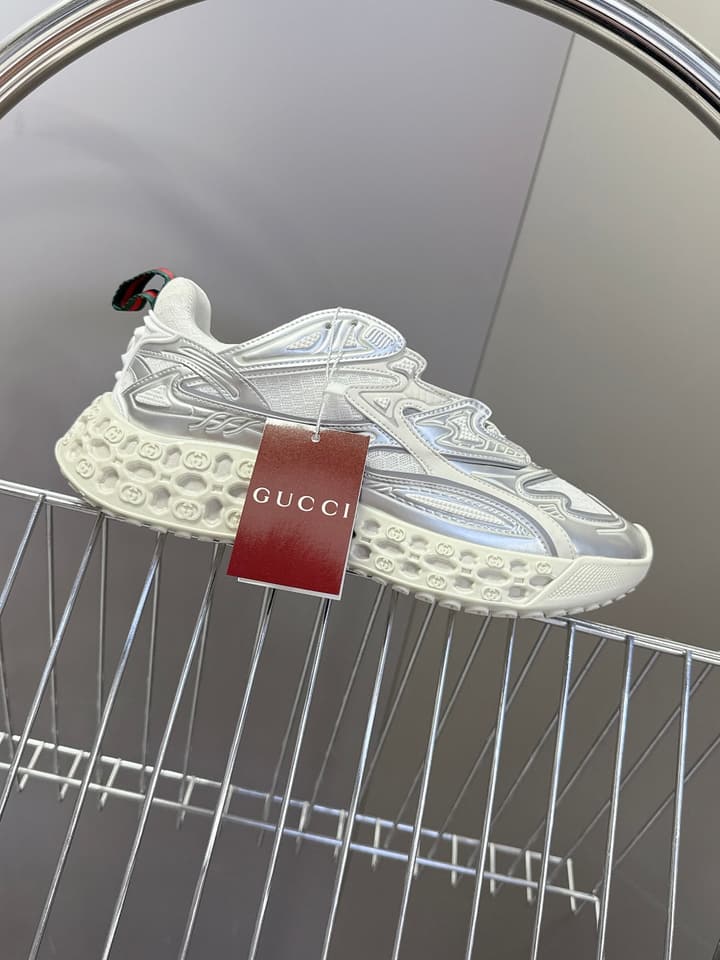 Gucci Cub3d Series Sneakers in Black