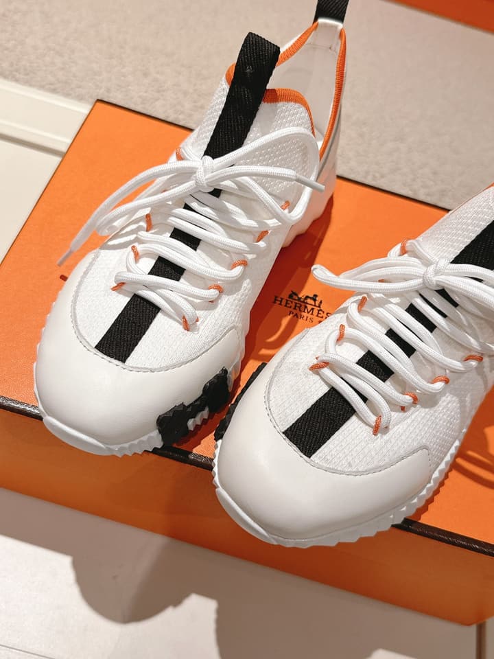Hermès Classic Couple's Casual Sneakers in All Black