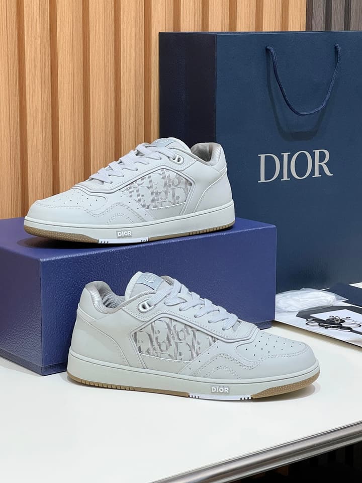 Dior B27 Unisex Sneakers – 2025 Collection in Beige With Dark Green Accents