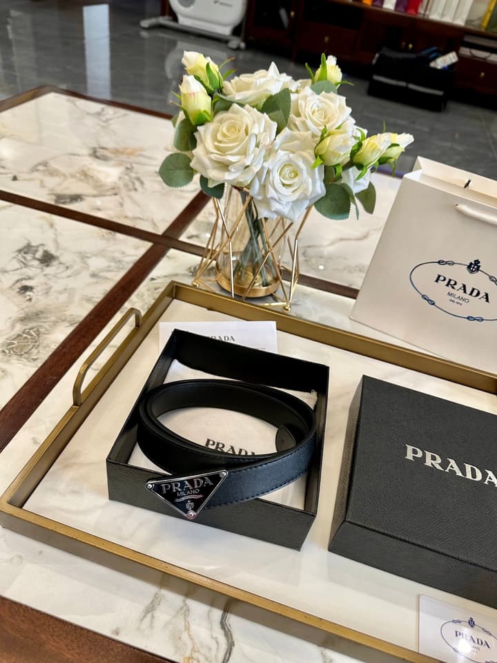 Prada Classic Fashion Belt – 3.0cm in Saffiano Black Leather With Silver Buckle