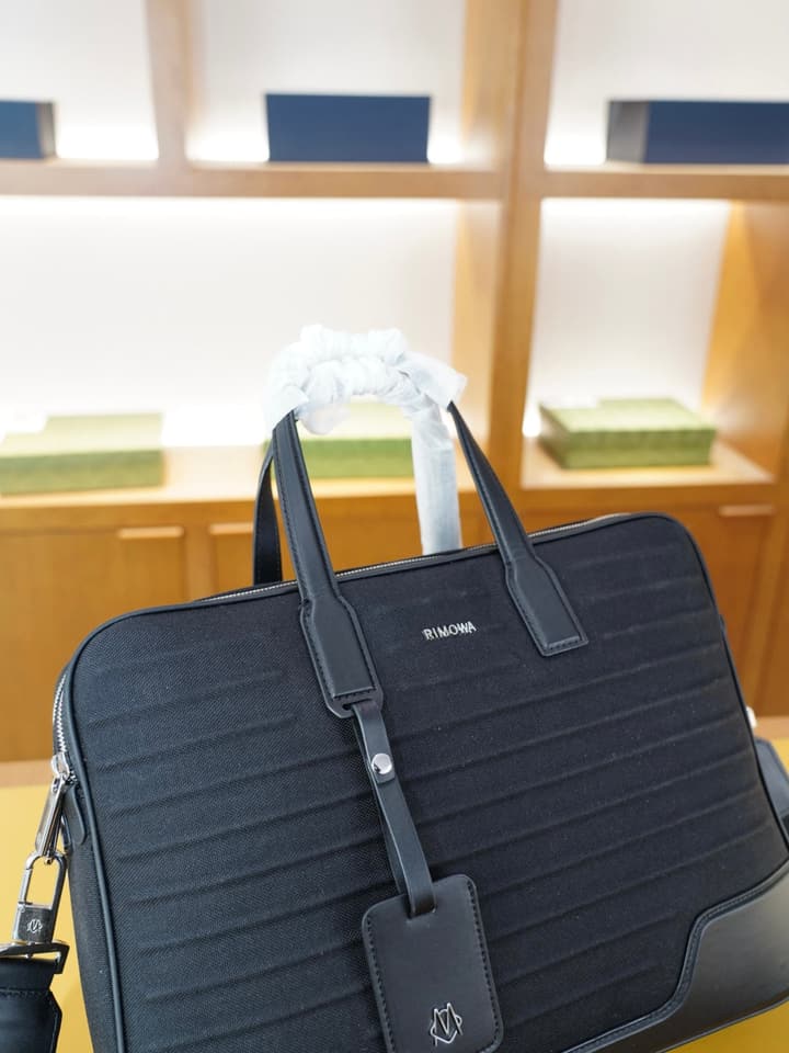 RIMOWA High-Version Crossbody Backpack in Matte Black Briefcase