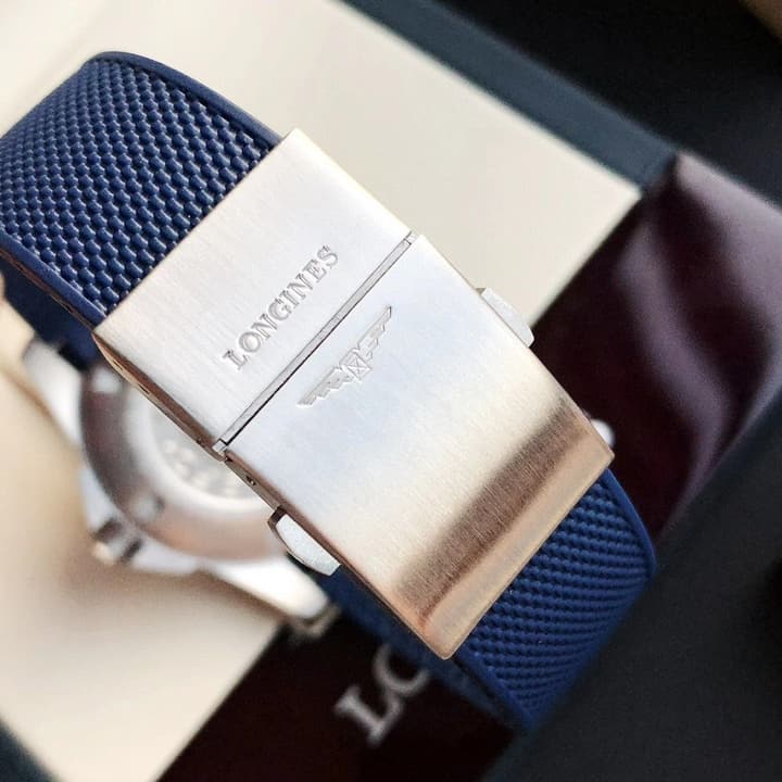 Longines Conquest Automatic Watch (Eddie Peng Edition) in Blue Dial With Blue Rubber Strap