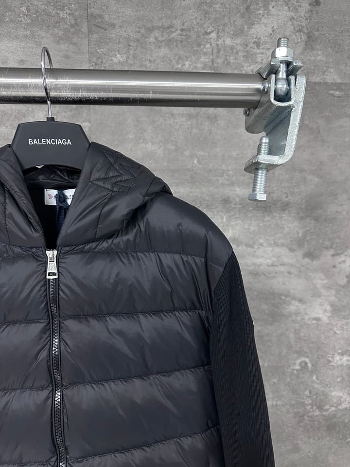 Moncler Hooded Wool Knit Spliced Down Jacket – Early Autumn Collection in Black