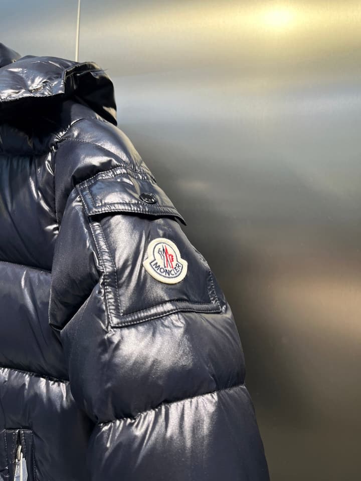 Moncler Maya Short Down Jacket – Kids Collection in Cream White