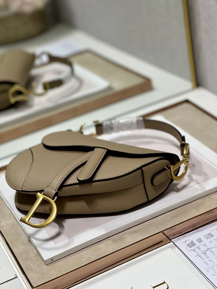 Dior Saddle Shoulder Bag in Black