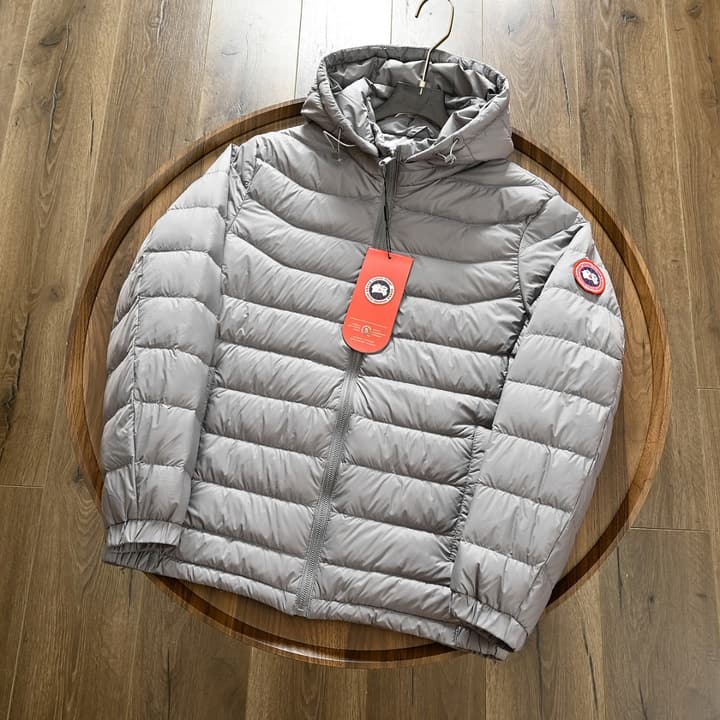 Canada Goose Detachable Hood Puffer Jacket – 25FW in Classic Black