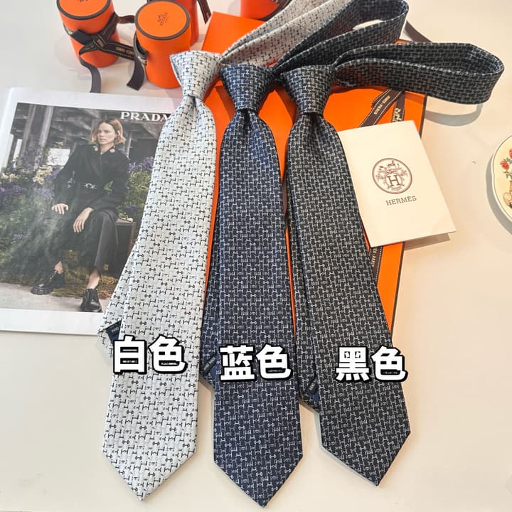 Hermès Men's H-Logo Silk Tie in Black