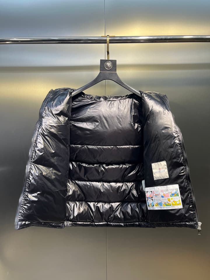 Moncler Unisex Hooded Down Vest