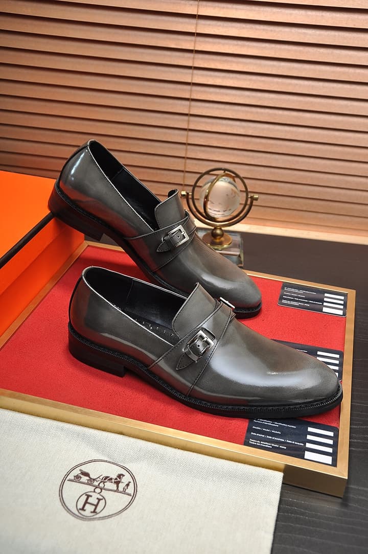 Hermès Leather Driving Shoes in Black