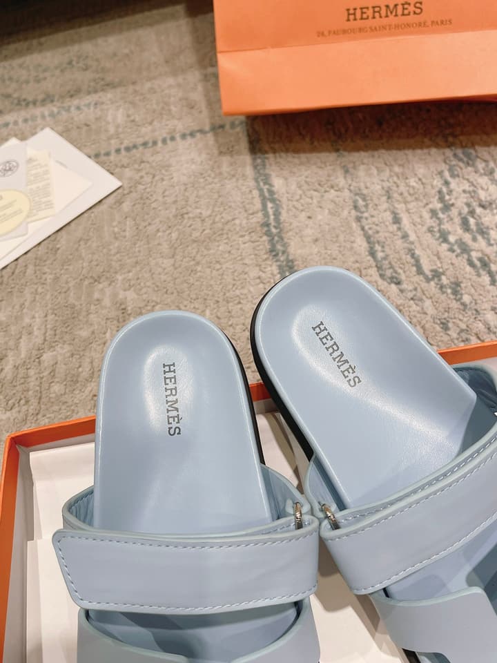 Hermès Chypre Slides – 2023SS Collection in Black And White
