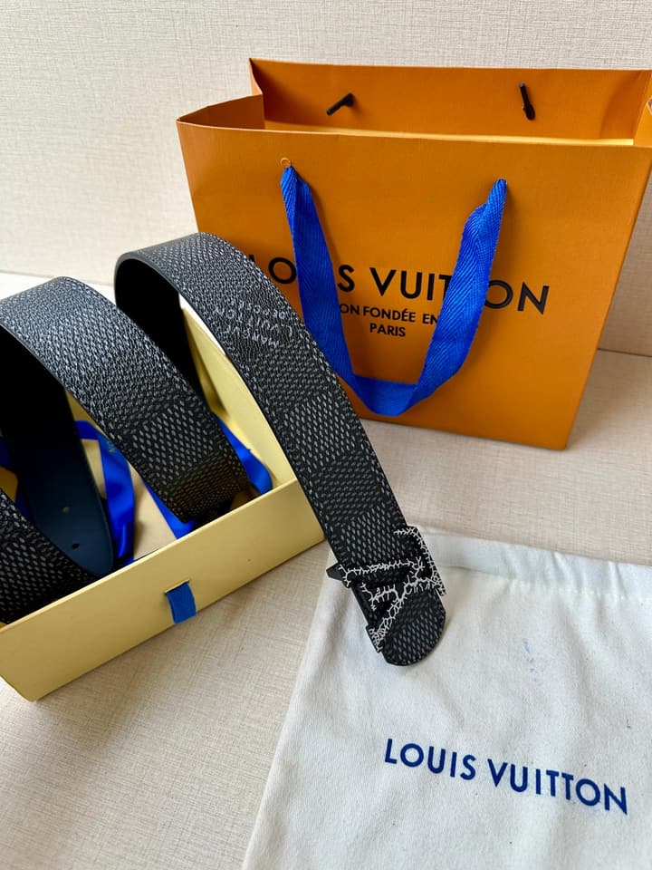 Louis Vuitton Dimension Monogram Reversible Belt in Gold Hardware