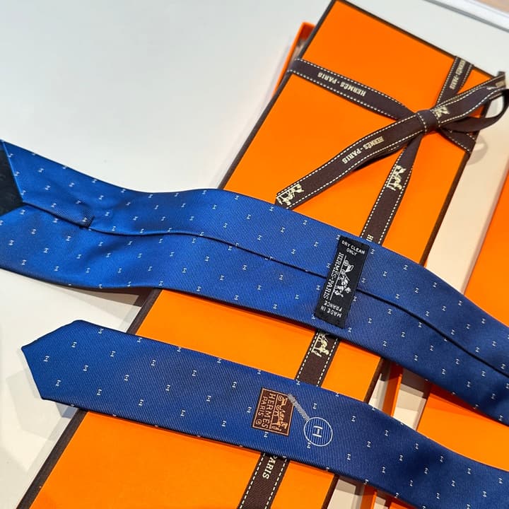 Hermès Men's Silk Tie in Burnt Orange Brown