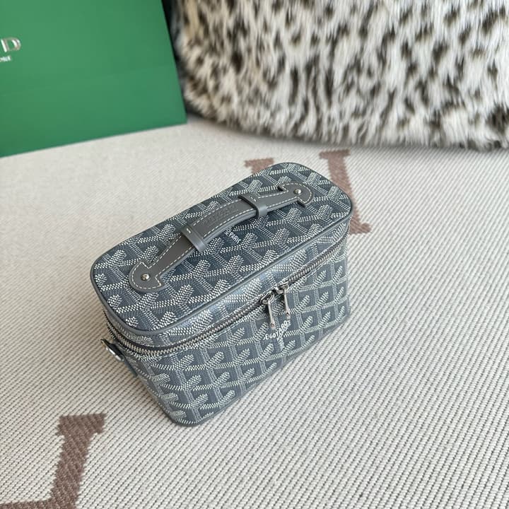 Goyard Muse Mini Vanity Case in Bright Orange Goyardine