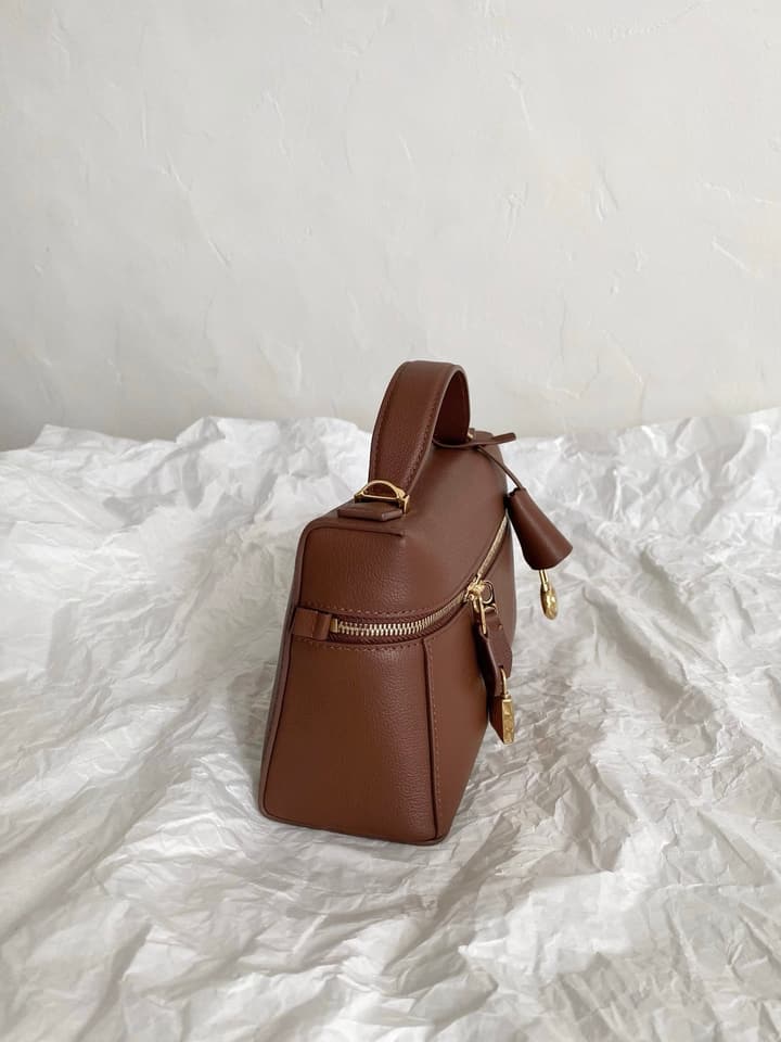 Loro Piana L23 Textured Shoulder Bag in Brown/Red
