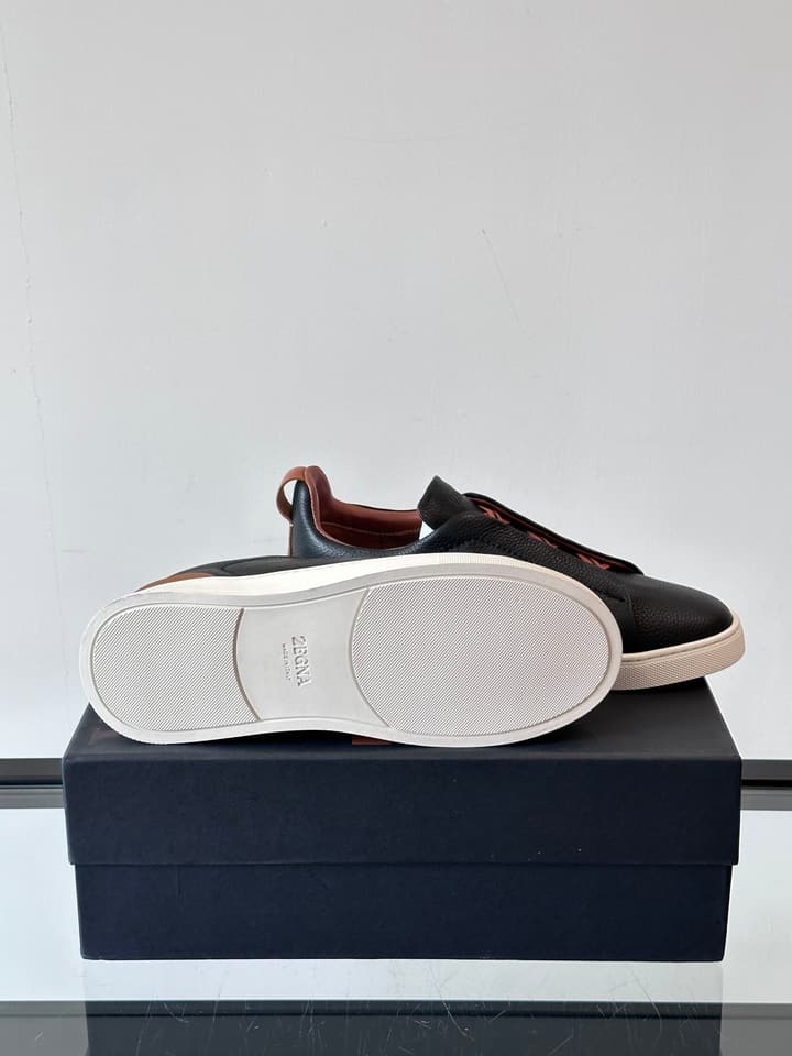 Zegna Men's Low-Top Leather Sneakers in Black & White