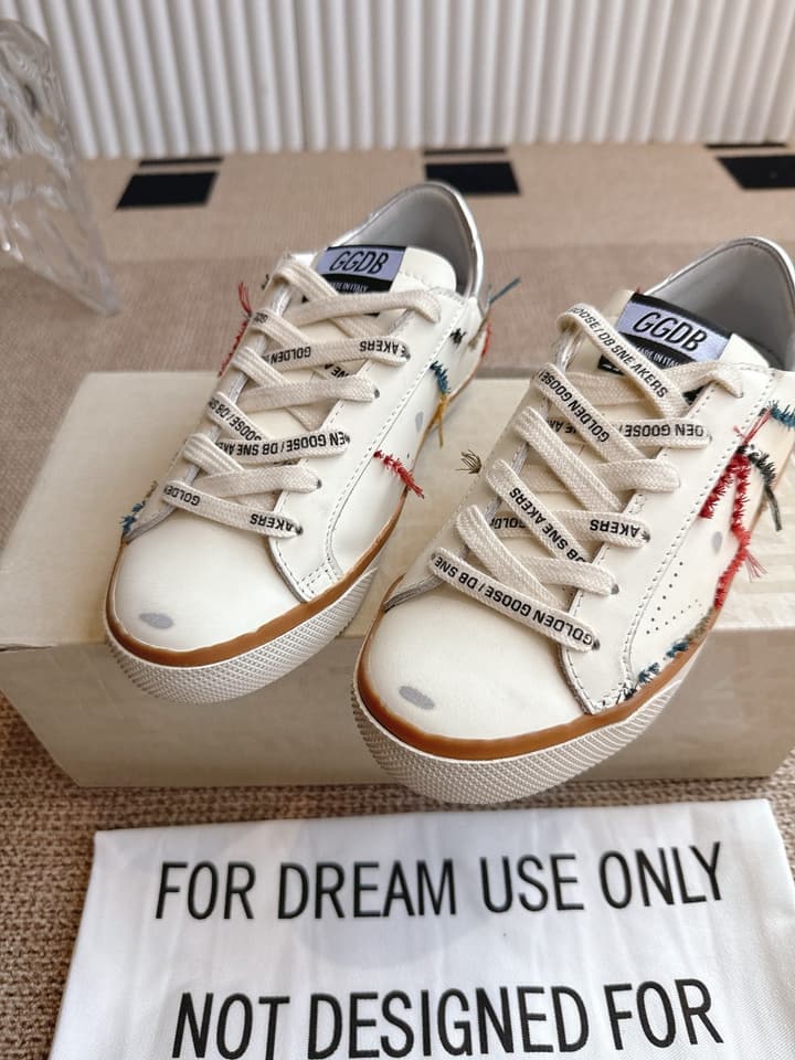 Golden Goose Distressed Leather Sneakers in Dark Green