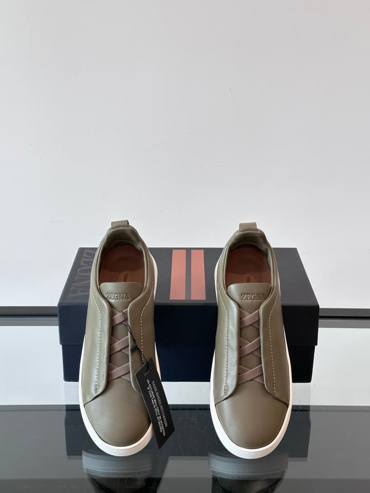 Zegna Men's Low-Top Leather Sneakers in Black & White