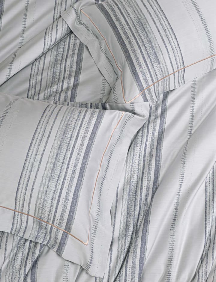 Hotel Grand Pima Cotton & Silk Jacquard Four-Piece Bedding Set in Cool Gray Jacquard