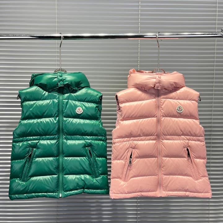Moncler Ania Fitted Down Vest – Kids Collection – 2025 in Black