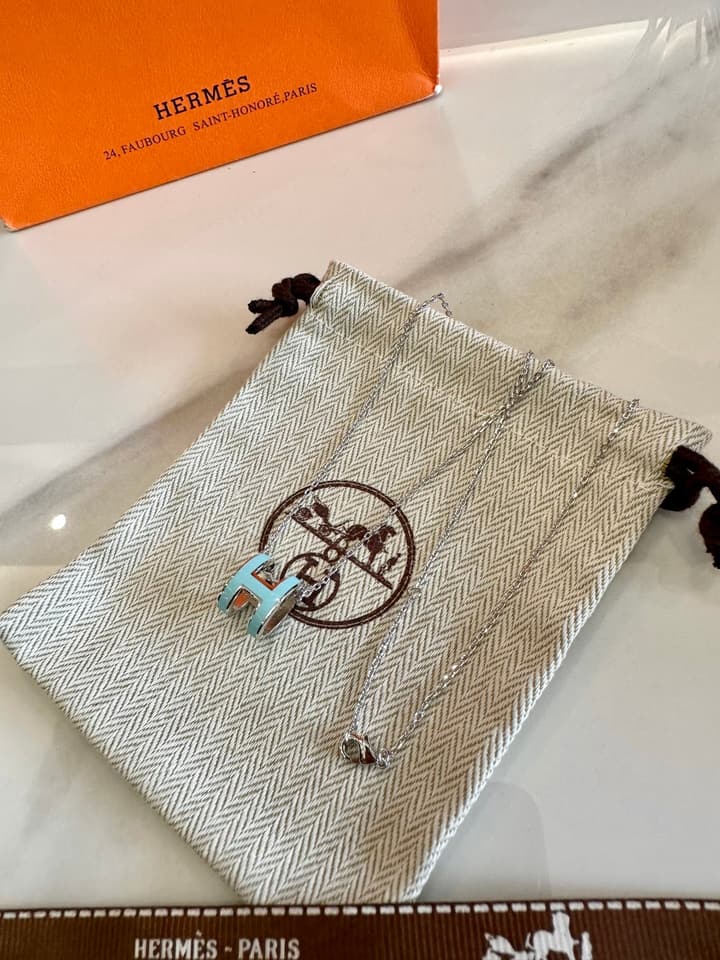 Hermès H-Letter Oval Enamel Necklace in Gold
