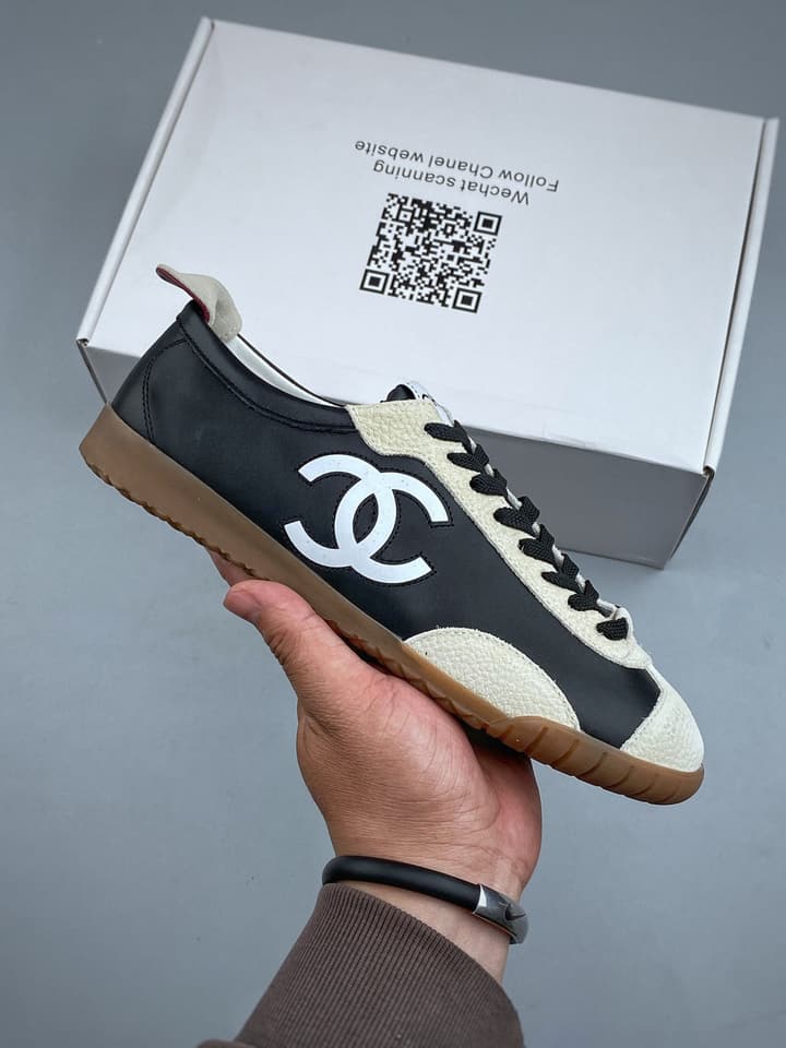 Chanel Panda German Training Sneakers – 2026 Spring/Summer Collection – 26P in Tan And White