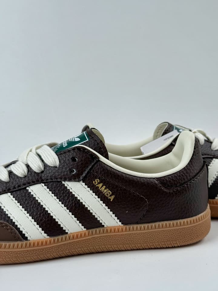 Adidas Samba Handball Spezial OG Sneakers in Burgundy
