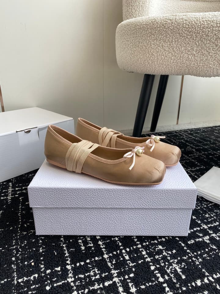 Dior Bow Pearl Ballet Flats – 2024 Spring/Summer Collection in Black
