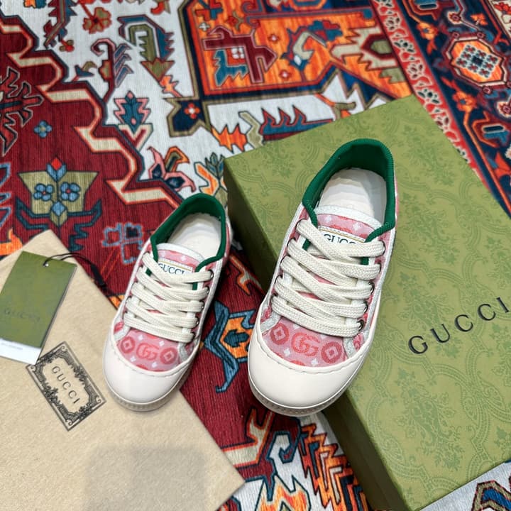 Gucci Kids Footwear – Kids Collection in Beige Plaid Slip-on