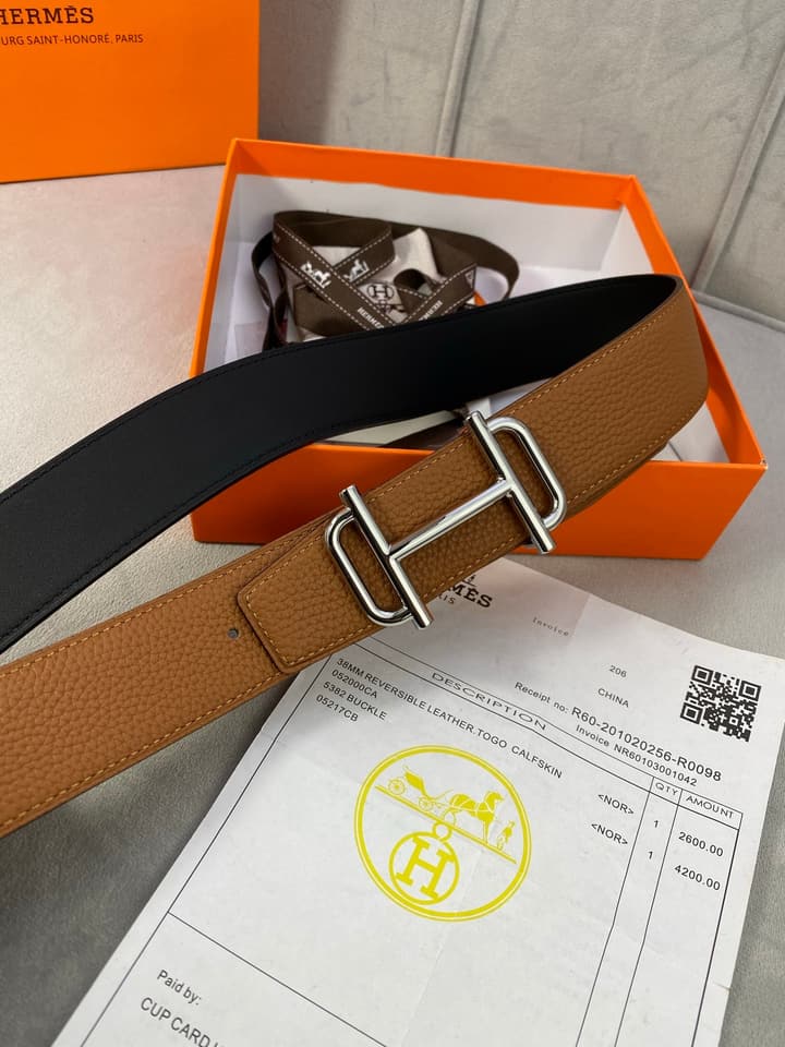 Hermès Reversible Leather Belt in Gold Hardware