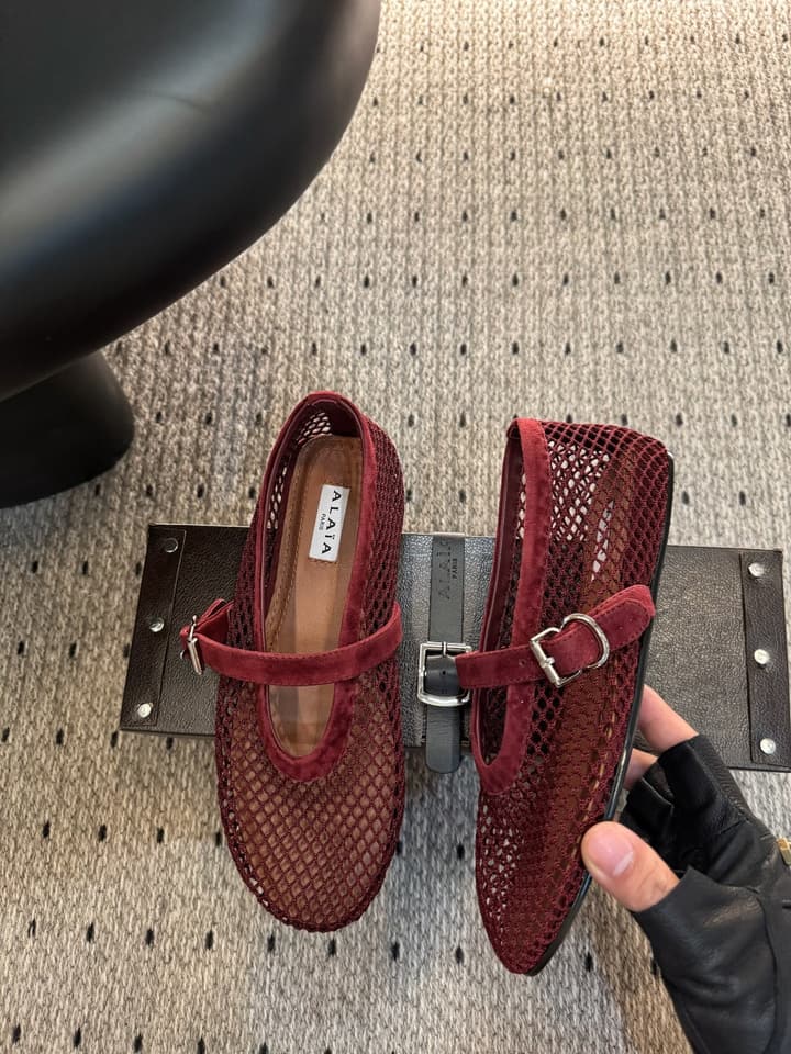 Alaïa Ballet Flats – 25FW in Dusty Rose Suede