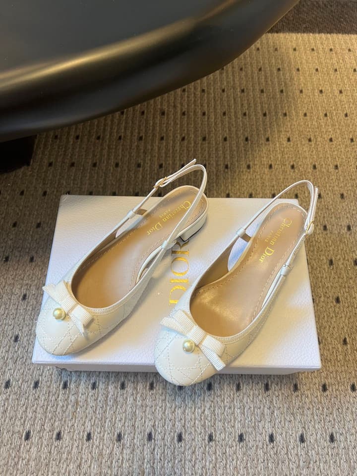 Dior ADIORABLE Pearl Bow Slingback Sandals – 2025 Collection in Cream Woven Pearl Bow