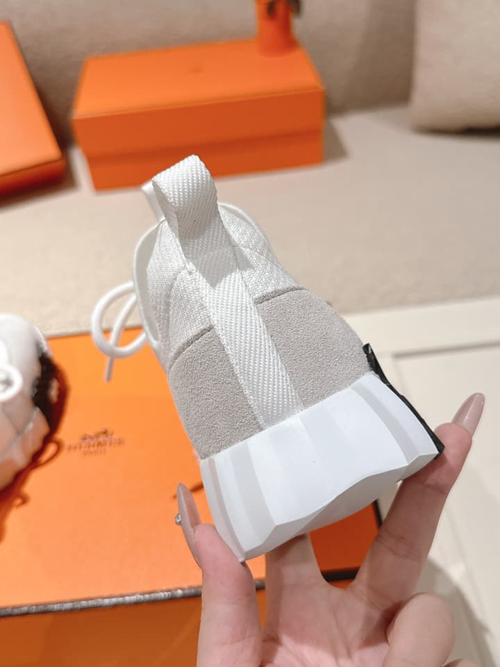 Hermès Classic Couple's Casual Sneakers in All Black