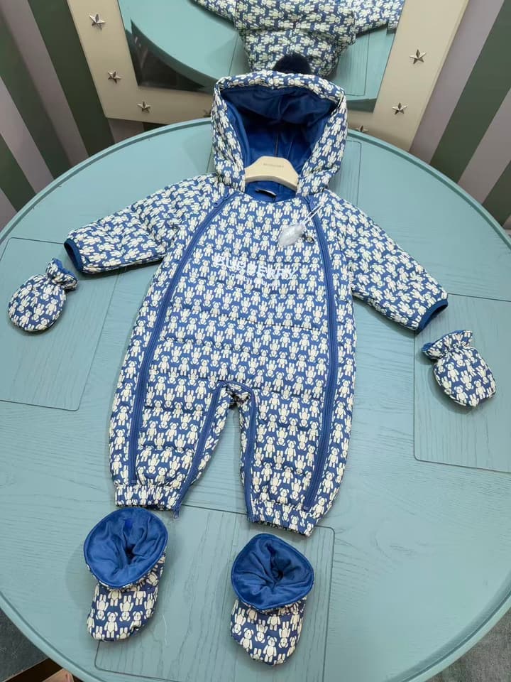 Burberry Infant Padded Romper Three-Piece Set – 2025FW in Dark Teal Teddy Bear Print Romper