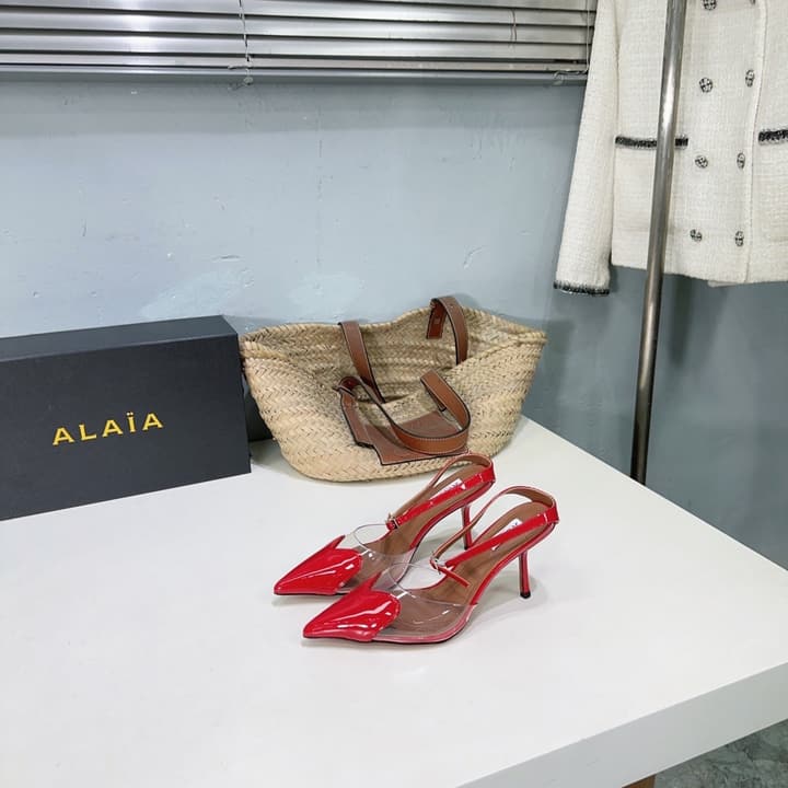 Alaïa Heart PVC Pointed Toe Slingback Mules – Spring/Summer Collection – 25SS in Black Patent Toe