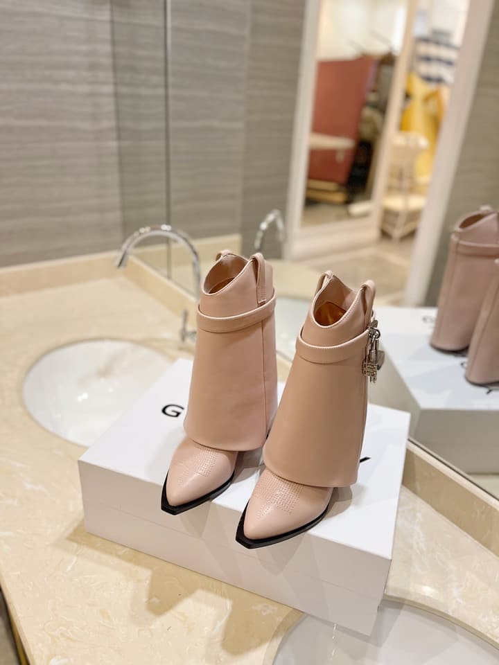 Givenchy Embroidered Lock Ankle Boots – 2023SS in Blush Leather