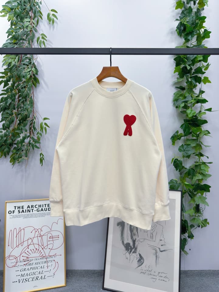 AMI Paris Hand-Woven Raglan Sleeve Sweatshirt – 25FW in Cream With Red Heart Patch