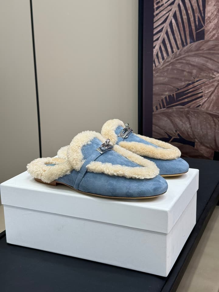Hermès H Kelly Classic Mule Slippers – 24FW