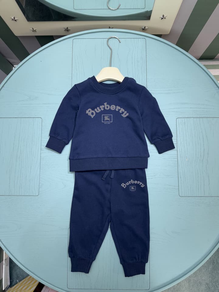 Burberry Infant Sweatshirt and Pants Set – 2025SS – Kids Collection in Navy Blue Set