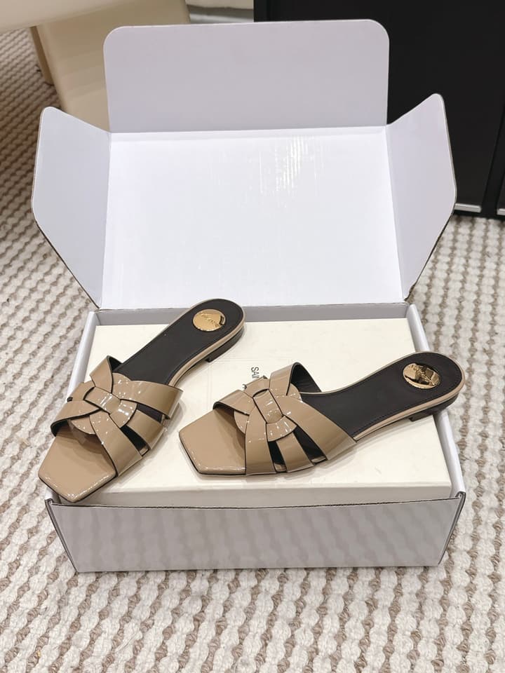 Saint Laurent Melody Square Toe Flat Sandals – 2026SS in Burgundy Patent