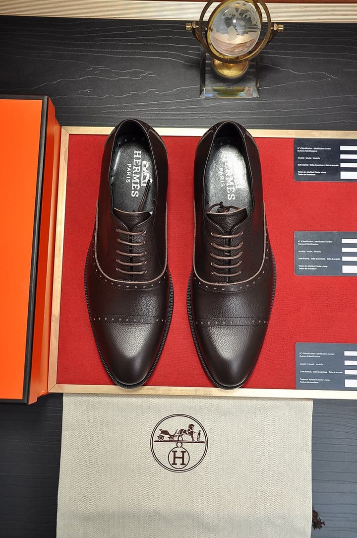 Hermès Classic Leather Loafers in Black