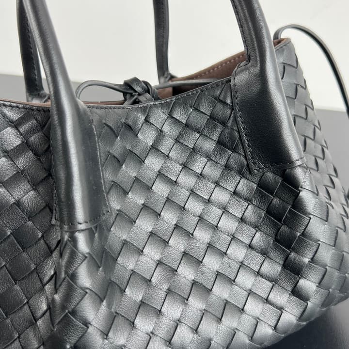 Bottega Veneta Pinacoteca Small Tote Handbag – 2025SS in Burgundy With Light Blue Lining A