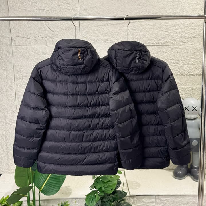Arc'teryx Thorium AR Hoody Down Jacket in Black With Dark Zipper